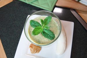 Spinach Peanut Butter Banana Smoothie